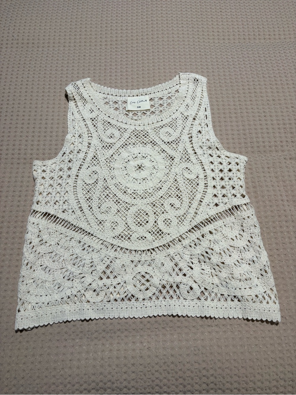 EUC 100% Cotton Eyelet Crochet Sleeveless Top in Cream